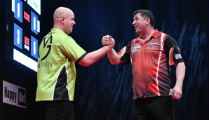 Mensur Suljovic trifft auf Michael van Gerwen.