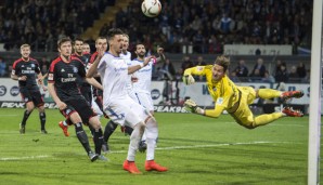 Rene Adler bewahrte den HSV mit einer Vielzahl von Paraden vor der Niederlage