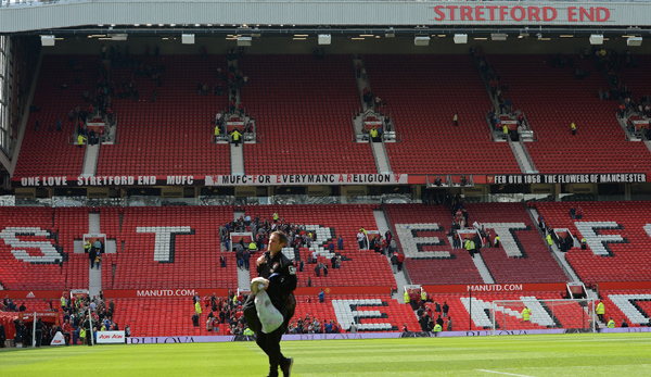 Bei Manchester United wurde das Stadion geräumt