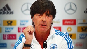 Joachim Löw wird für seine sportlichen Erfolge ausgezeichnet