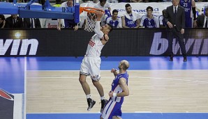 Gustavo Ayon legte gegen Andalou Efes ein Double-Double auf