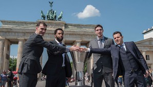 Das Brandenburger Tor diente als Eröffnungs-Kulisse