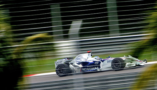 Nick Heidfeld kommt im BMW-Sauber dagegen nur auf Platz 13