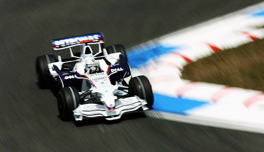 Insgesamt erleben vier der fünf Deutschen ein Debakel: Nick Heidfeld scheidet als Zwölfter im zweiten Quali-Abschnitt ebenso aus, wie...