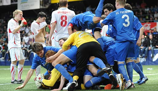 Im Finale setzte sich die U 19 des SCF mit 5:4 nach Neunmeterschießen gegen den VfB durch