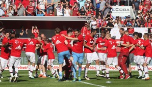 Damit haben die Bayern nun 26 Meistertitel auf dem Konto. Selbstverständlich ein Rekord, auch wenn der bereits seit einer gefühlten Ewigkeit in München beheimatet ist. Die Roten basteln aber stets daran, ihn weiter auszubauen