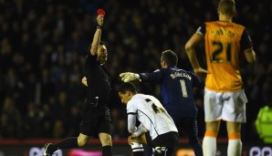 Im anderen Semifinale treffen Hull City und Derby County aufeinander. In der Liga zerlegte Derby Hull zuletzt mit 4:0 - Rechtsverteidiger Moses Odubajo flog mit Rot vom Platz