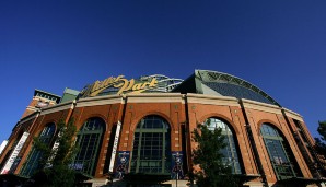 Miller Park in Milwaukee: Die Brewers-Spielstätte war eines der ersten MLB-Stadien mit verschließbarem Dach.