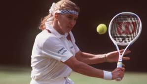 Und schon wieder die Gräfin. 1995 setzt sich die Deutsche 4:6, 6:1 und 7:5 gegen die Spanierin Arantxa Sanchez Vicario durch.