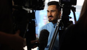 Platz 25: Ilkay Gündogan (50). Sein Wechsel zu Manchester City wird ihn für die Zukunft wieder mehr ins Schaufenster stellen. In der vergangenen Saison hat er jedenfalls ganz schön Federn gelassen, er rutschte von 16 auf 25 ab