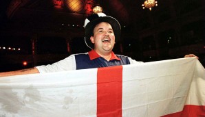 Der erfolgreichste Darts-Spieler aller Zeiten wurde 1960 in Stoke-on-Trent geboren - bei seinem Karriereende nach der WM 2018 wird Phil Douglas Taylor also 57 Jahre alt sein