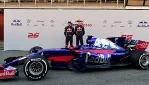 Toro Rosso STR12: Das Warten hat sich gelohnt! Der Toro Rosso erstrahlt in neuem Glanz, die rote Airbrushbemalung ist Geschichte