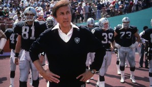 11. Tom Flores (1958) - 106 Spiele, 11.959 Yards, 93 TD, 92 INT (Salinas Packers, Raiders, Bills, Chiefs)