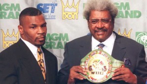 Don King zum Beispiel! Der exzentrische Promoter kümmerte sich nach D'Amatos Tod um Tysons Geschicke