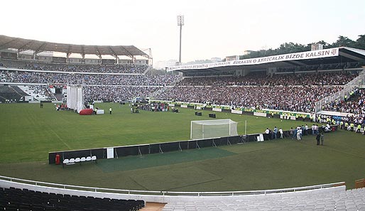 Hier wird heute kein Fußball gespielt! Das Inönü-Stadion wartet auf seinen neuen Star