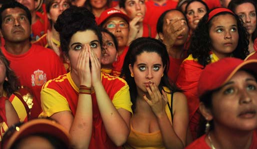 Die Fans der Furia Roja mussten auf den Fanfesten in der Heimat lange zittern und bangen