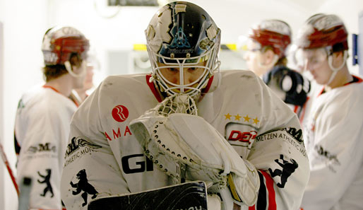 Eisbären-Keeper Rob Zepp startete mit einem Shutout in die DEL-Finals