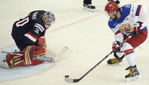 Alexander Ovechkin (r.) und sein Team sind weiterhin das Team der Stunde