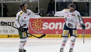 Thomas Brandl (r.) wird auch in der nächsten Saison für die Tigers auflaufen