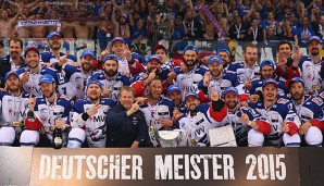 Der amtierende Meister Adler Mannheim zog souverän in die erste Playoff-Runde ein