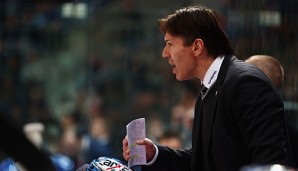 Uwe Krupp ist mit den Eisbären Tabellenführer