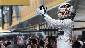 Hamilton feiert seine Pole Position