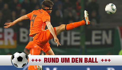 Hoch das Bein! Klaas-Jan Huntelaar hat im Jahr 2012 viel vor