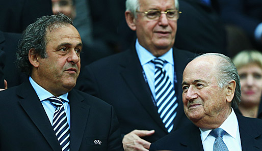 Wird Platini (l.) Nachfolger von Sepp Blatter? Nicht, wenn es nach Mark Pieth geht