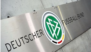 Vor Friedrich Curtius war Heltmus Sandrock Generalsekretär beim DFB