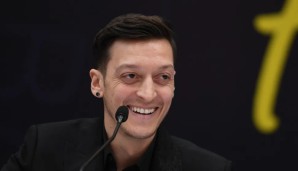 Özil