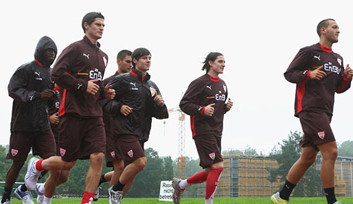 Beim Trainingsauftakt des VfB fehlte noch immer ein Ersatzmann für Mario Gomez