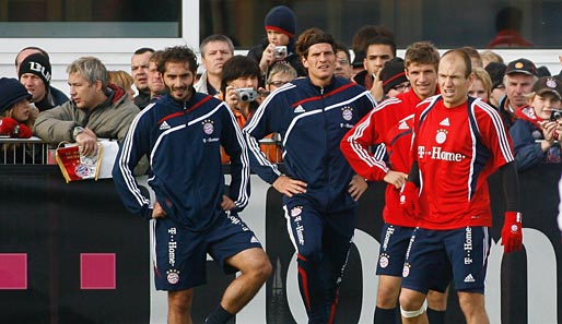 Trotz der zuletzt schwachen Resultate ist der Andrang beim Bayern-Training groß