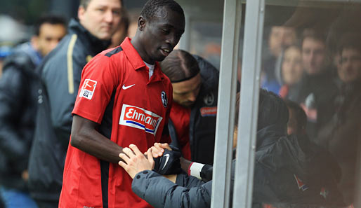 Freiburgs Torjäger Papiss Cisse kann sich offenbar nicht für einen Wechsel nach Kiew erwärmen