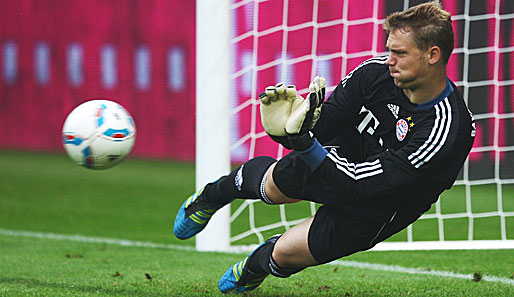 Manuel Neuer holt sich für seine Paraden offenbar Anregungen aus dem Handball