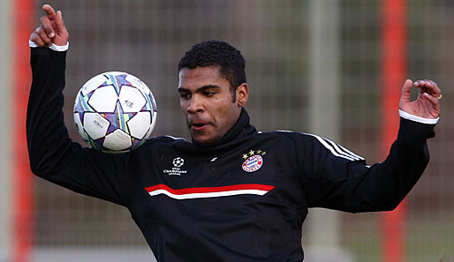 Breno ist in den Augen seines Trainers Jupp Heynckes auf dem richtigen Weg