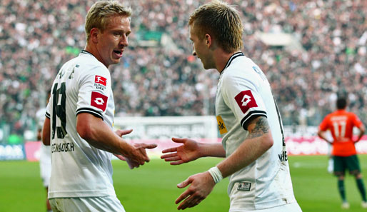 Gladbachs Marco Reus (r.) ist für das letzte Bundesliga-Spiel im Jahr 2011 fraglich