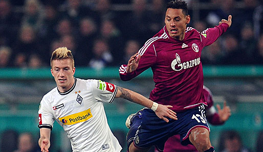 Jermaine Jones (r.) weiß, dass sein Tritt gegen Marco Reus "doof" war