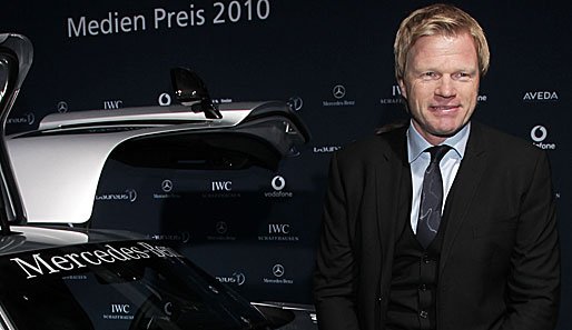 Oliver Kahn hat kein Verständnis für die frühzeitige öffentliche Aufgabe des Rekordmeisters