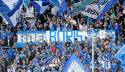 Die Fans von 1899 Hoffenheim drückten bei der Partie gegen Augsburg ihre Anteilnahme aus