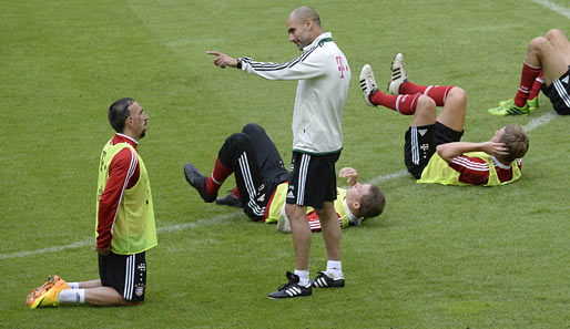 Viel zu bereden: Pep Guardiola unterhielt sich beim Trainingsauftakt lange mit dem Franzosen