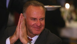 Karl-Heinz Rummenigge kommt ein Flughafenfund teuer zu stehen