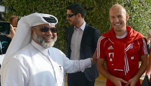 Arjen Robben (r.) gibt sich in puncto Vertragsverlängerung gelassen