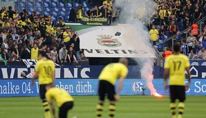 Bengalos aus dem Gästeblock warfen ein beschämendes Licht auf das letzte Revierderby