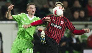 Alexander Madlung (l.) fand nach seinem Vertragsende in Wolfsburg zunächst keinen Verein