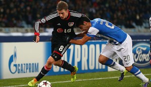 Lars Bender (l.) hofft bei seinem Team auf weitere Verbesserungen