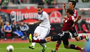 Hinter Pierre-Michel Lasogga ist mittlerweile die halbe Bundesliga her