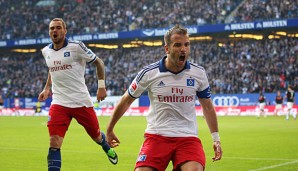 Während Pierre-Michel Lasogga (l.) fraglich ist, kehrt Rafael van der Vaart beim HSV wohl zurück