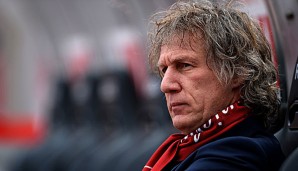 Gertjan Verbeek beklagt sich über Schauspielerei in der Bundesliga