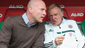 Matthias Sammer (l.) sieht seine Aussagen in Bezug auf die Bundesliga im Nachhinein kritisch