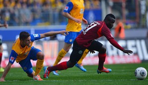 Didier Ya Konan (r.) spielt seit 2009 für Hannover